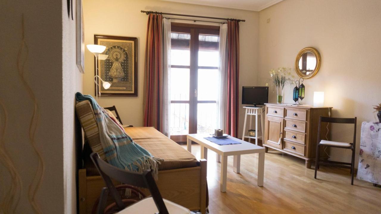 Bonita Vivienda En El Corazon De Zaragoza Lägenhet Exteriör bild
