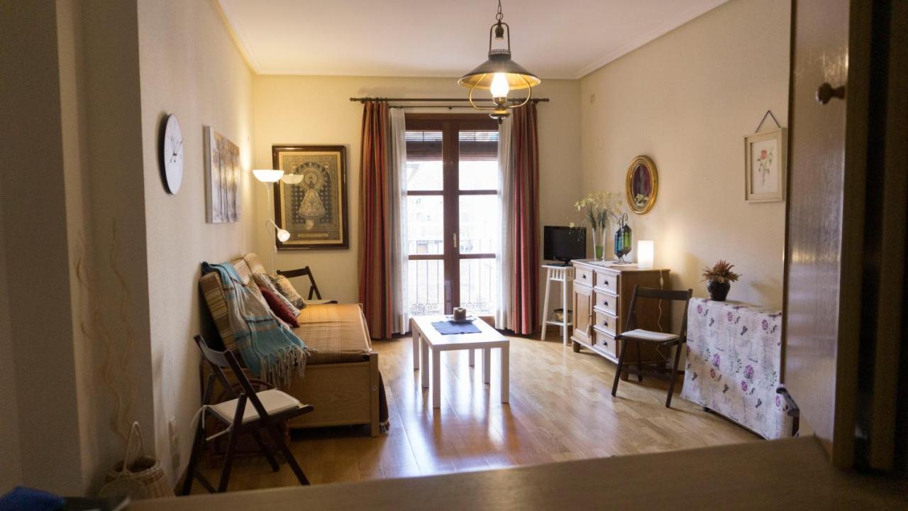 Bonita Vivienda En El Corazon De Zaragoza Lägenhet Exteriör bild